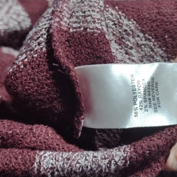 Open Front Hoodie/Sweater - Picture 12 of 14